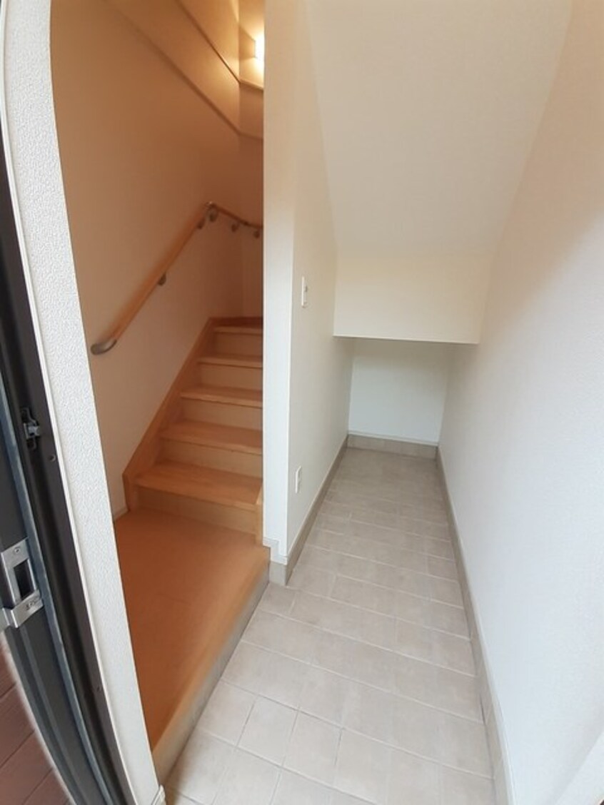 玄関 エンジェル　Ｍ