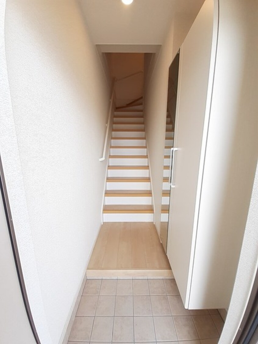 玄関 ルクア三条　Ｃ