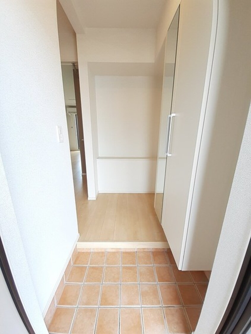 玄関 オーブ下田井Ｆ