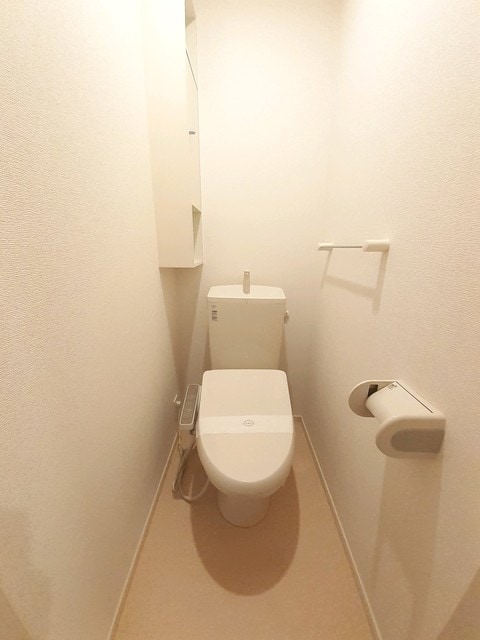 トイレ ジュネス　オーブＫ１