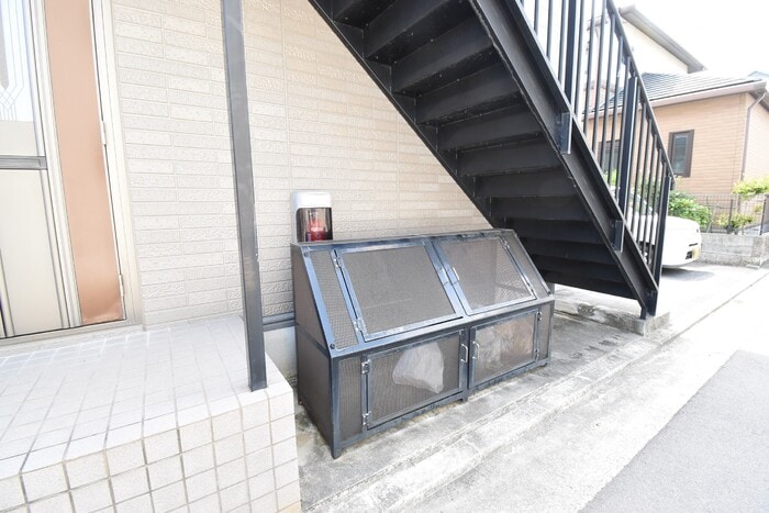 ゴミ庫 グレイスフルＫ