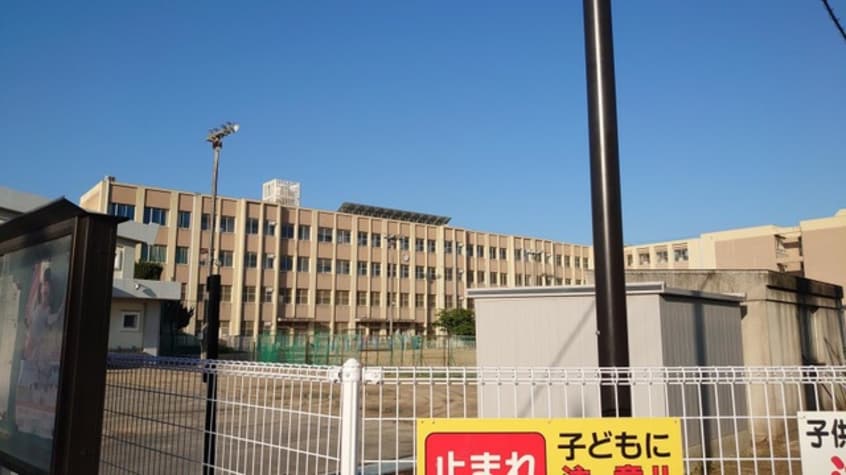 円座小学校 0.3km ステイブル円座