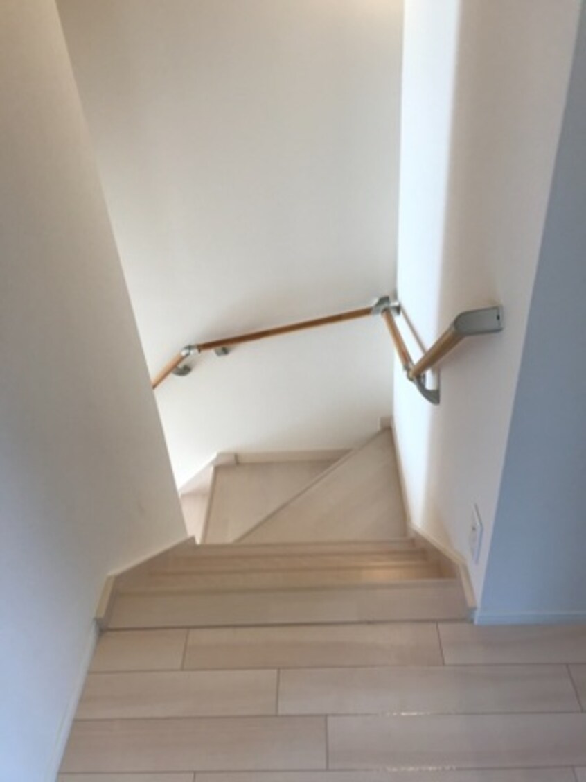 階段 ヴィヴァーチェ