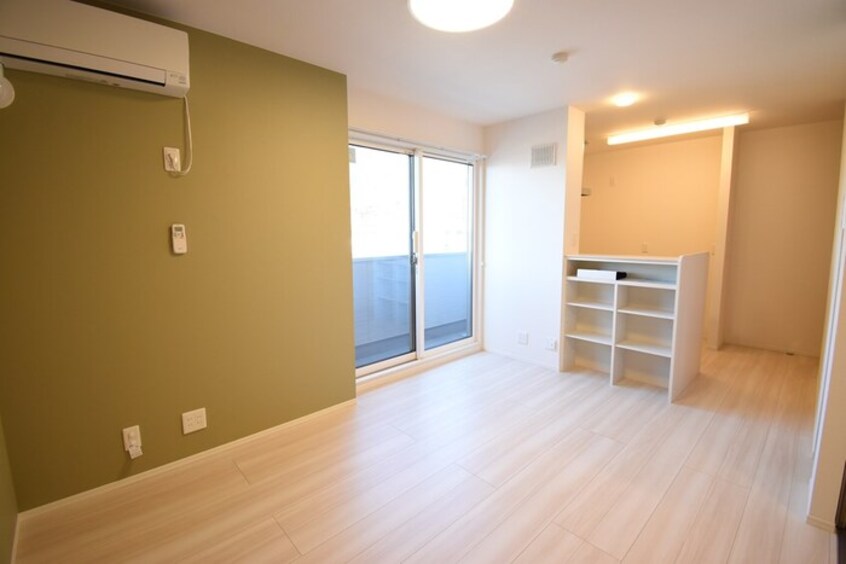 ＬＤＫ１０．１帖 ナーブ屋島 B棟