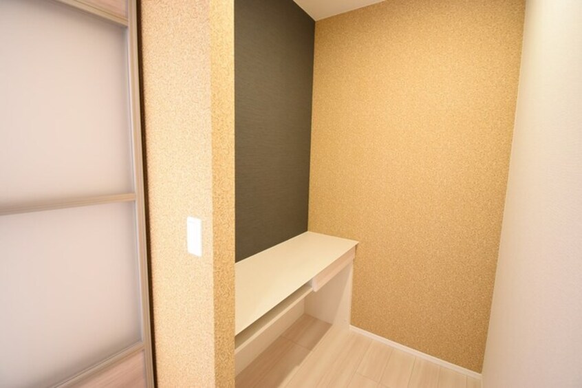 ワークコーナー ナーブ屋島 B棟