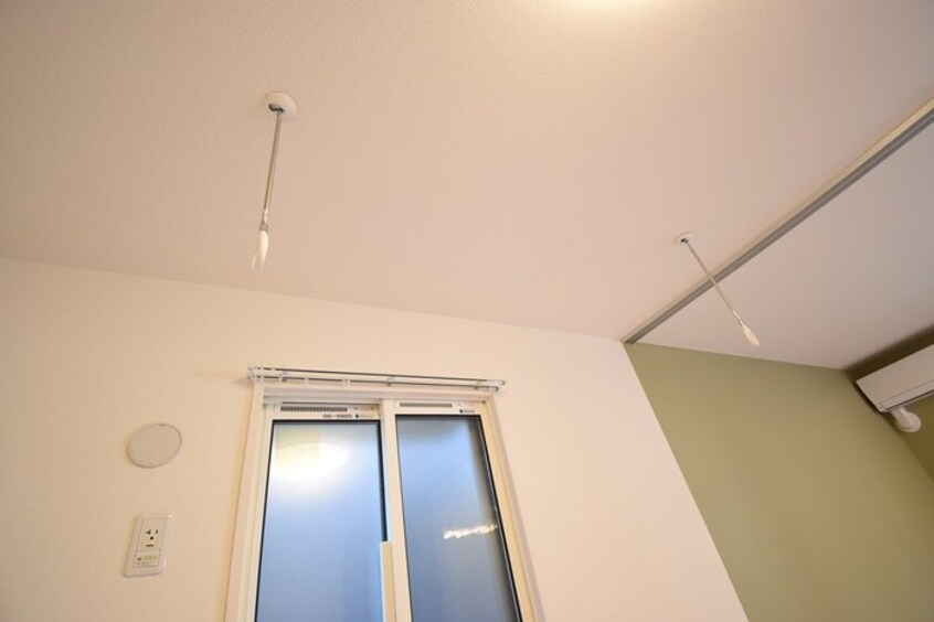 室内物干し ナーブ屋島 B棟