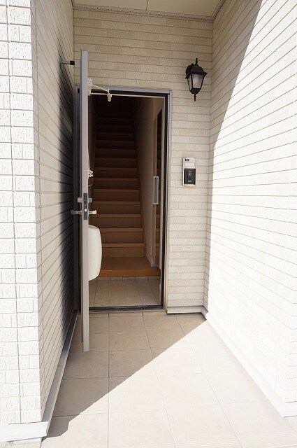 玄関 ルーベル上林　Ａ