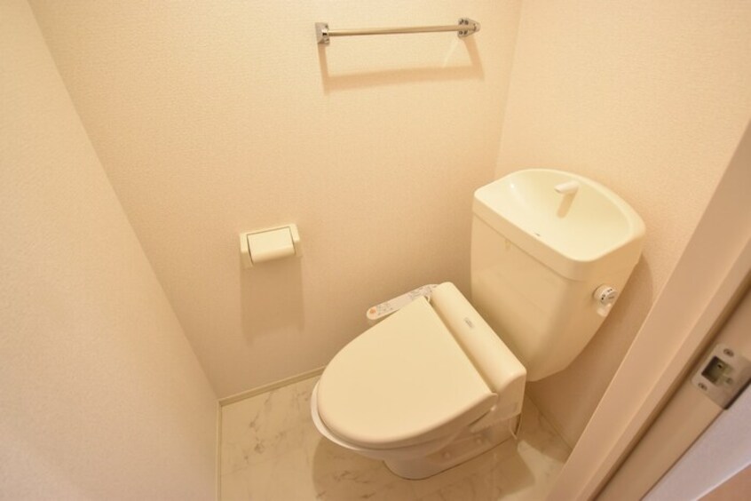 温水洗浄暖房便座 グランシャリオ