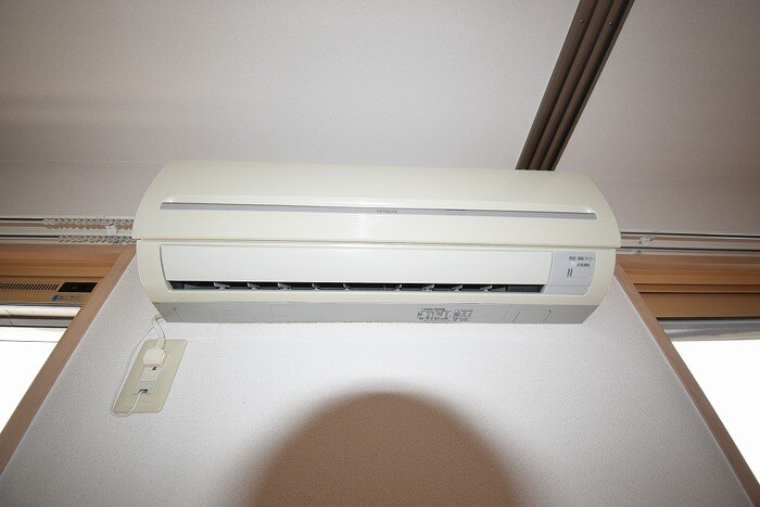 エアコン セジュール六条 B棟