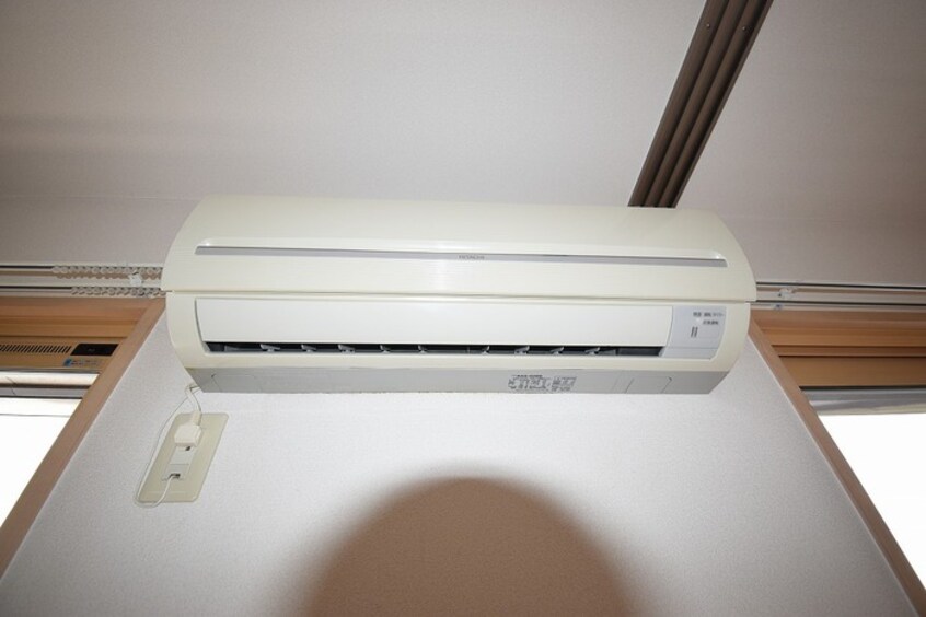 エアコン セジュール六条 B棟