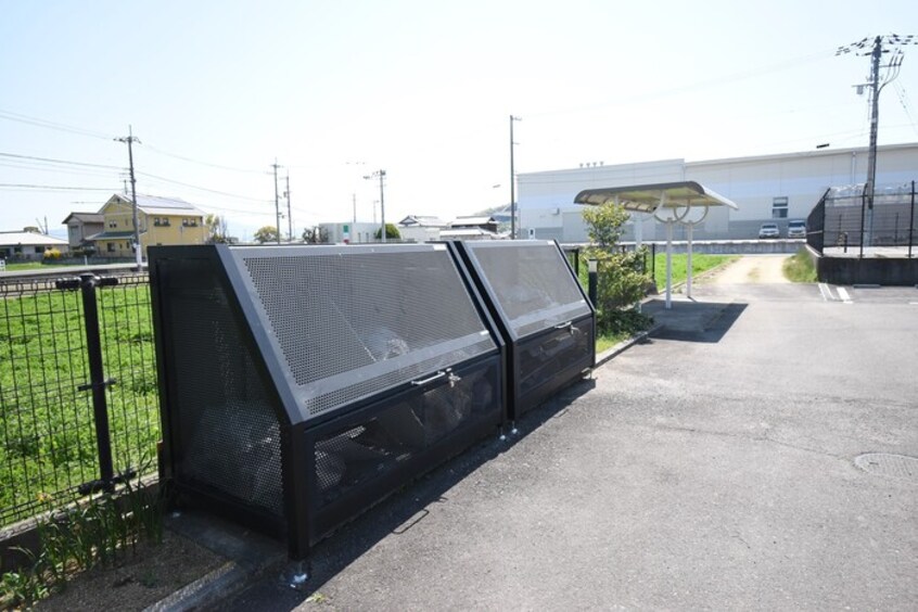 ゴミ置場 セジュール六条 B棟