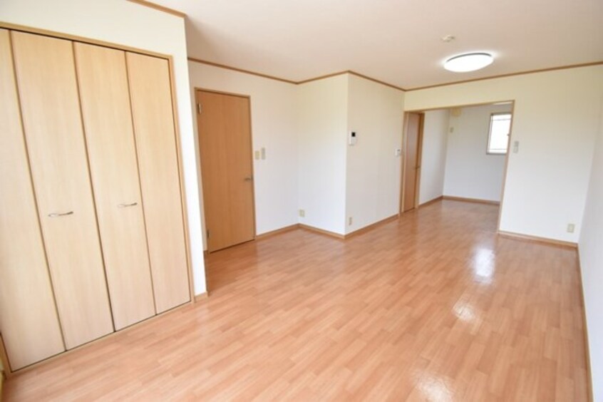 ＬＤＫ１４．１帖 リースランド春日 Ｃ