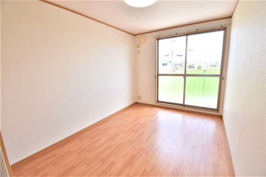 南東洋室６．２帖 リースランド春日 Ｃ