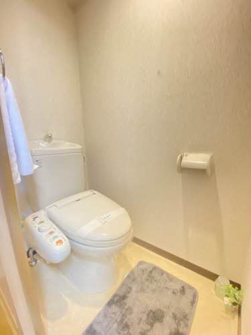  レーベンスクエア