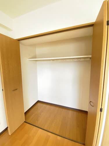  レーベンスクエア