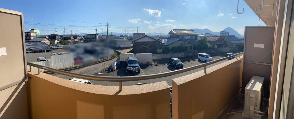  レーベンスクエア