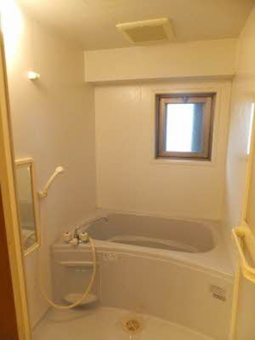  レーベンスクエア