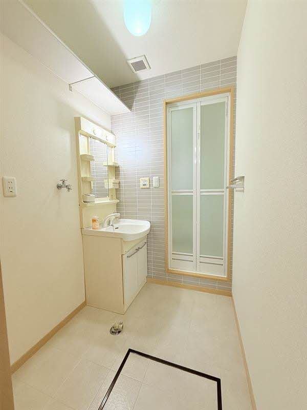  コンフォールⅡ C棟