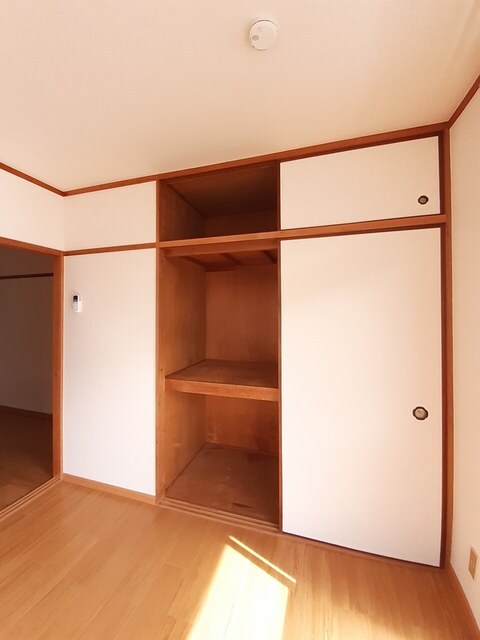 収納 エルディム大谷