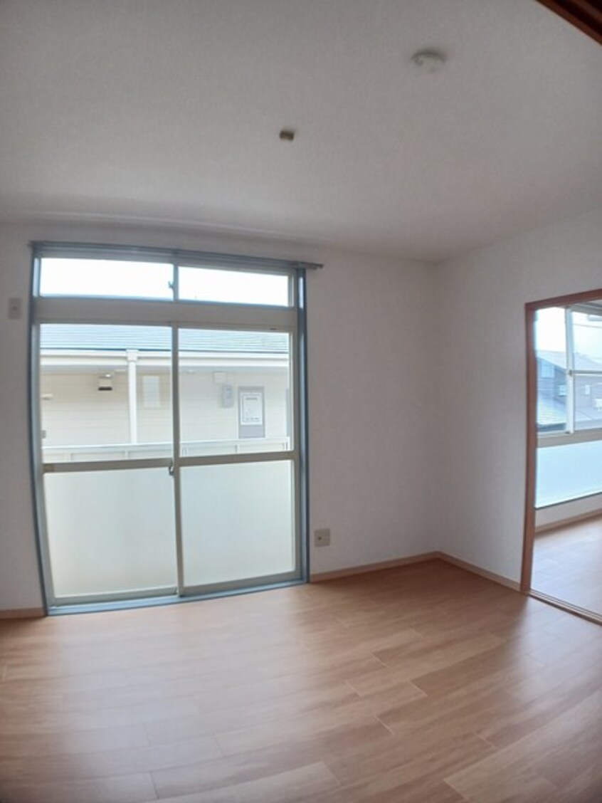 居室・リビング ハイツトミー