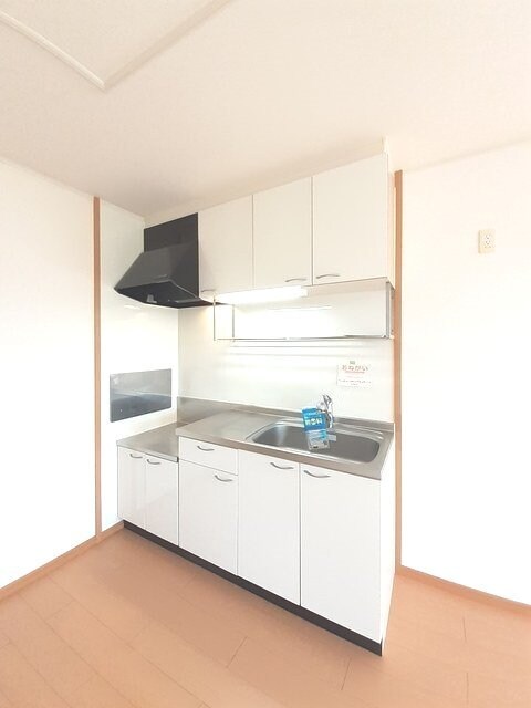 キッチン サニーサイド　ハウス　森Ｄ