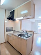 キッチン アベンシス５