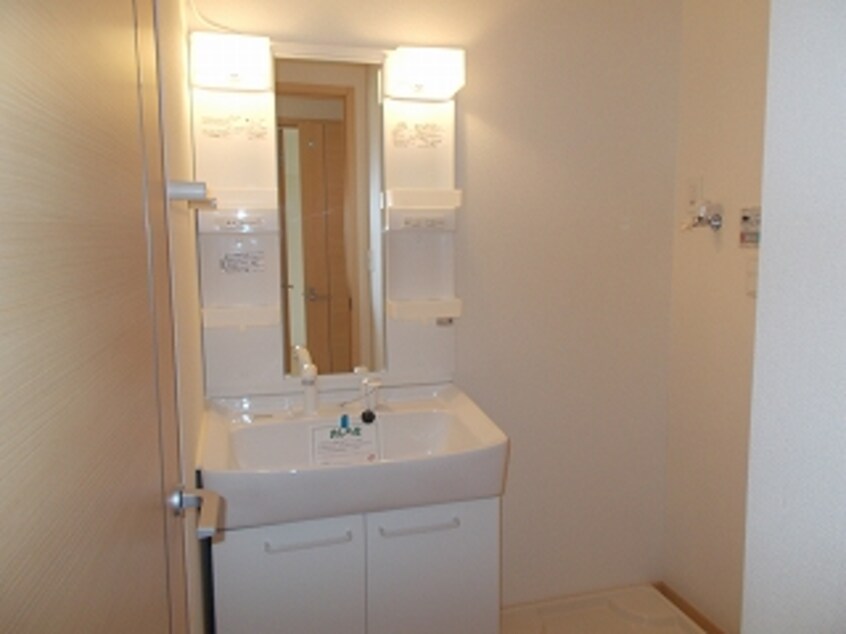 洗面所 エレガンシア・ブローテⅠ