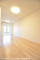 居室・リビング 勅使町アパート（０２７０６８９０１）