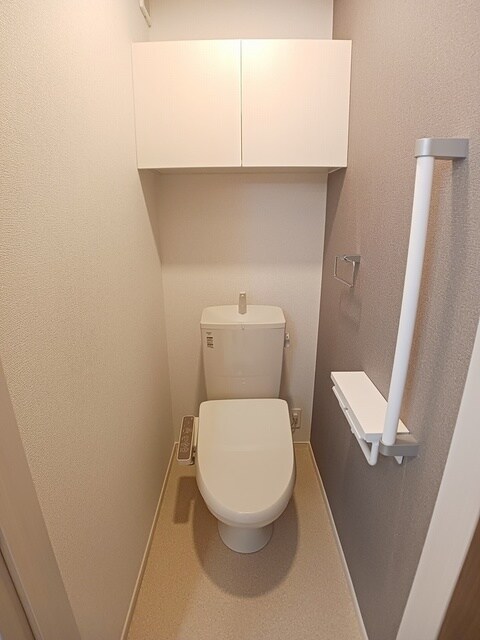 トイレ クラール鶴市フロイデＡ