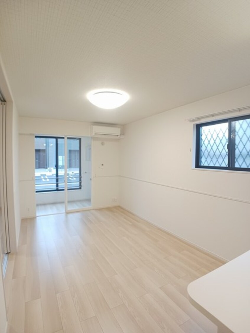 居室・リビング クラール鶴市フロイデＡ