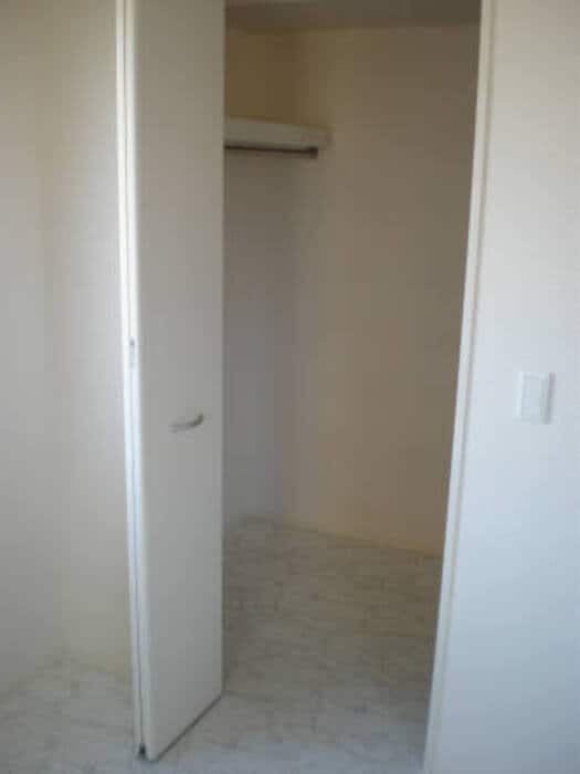 ウォークインクローゼット MiuMu A棟