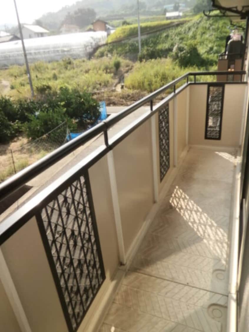 バルコニー ファミール河野 C棟