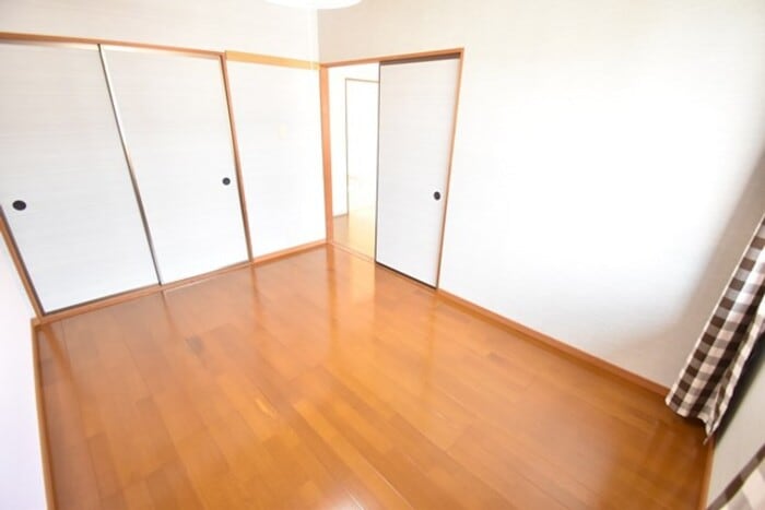 北洋室６帖 フリータウン香東 A棟