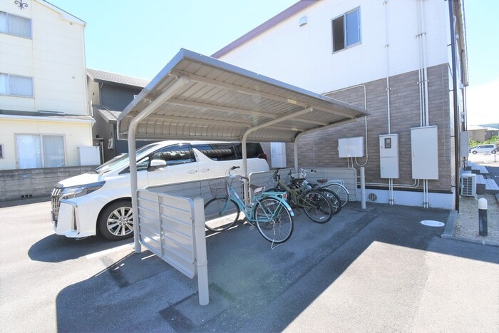 駐輪場 リースランド松縄 Ｃ