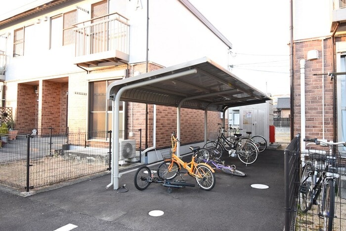 駐輪場 リースランド松縄 Ｃ