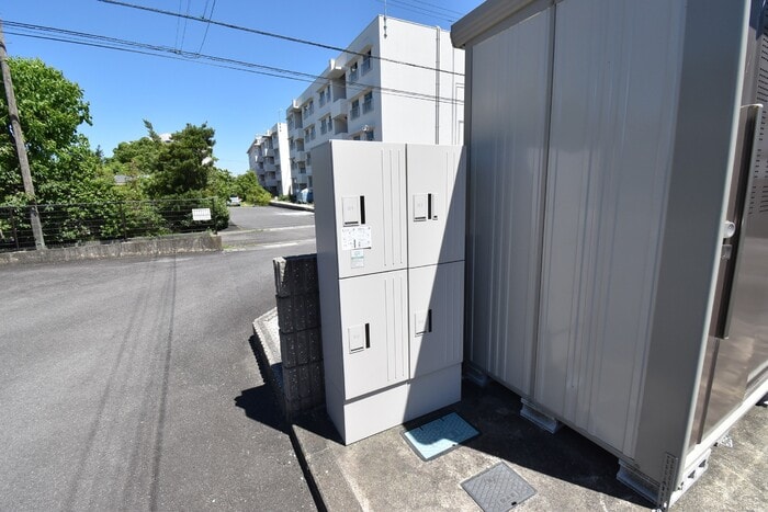 宅配ボックス リースランド松縄 Ｃ