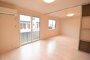 ＬＤＫ１０．９帖～洋室６．１帖 ルピナス A棟