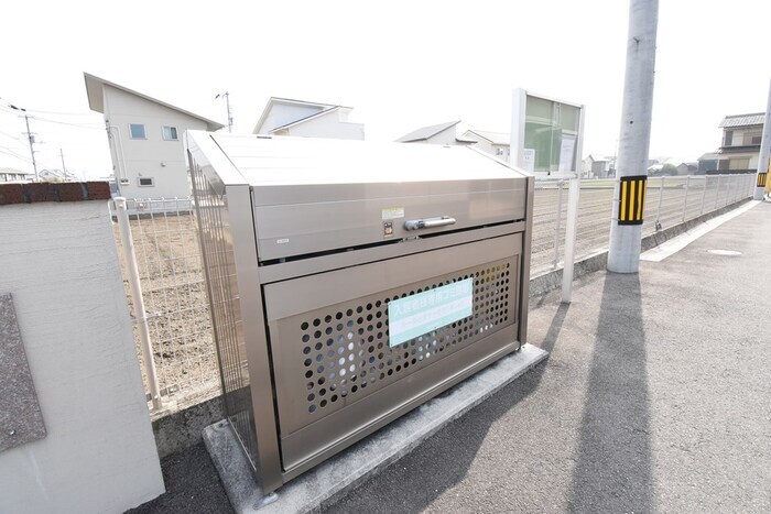 ゴミストッカー ルーラル タウン B棟