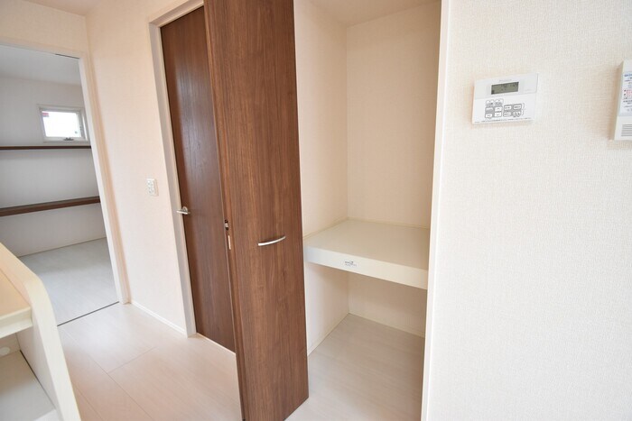 物入 レグルス B棟