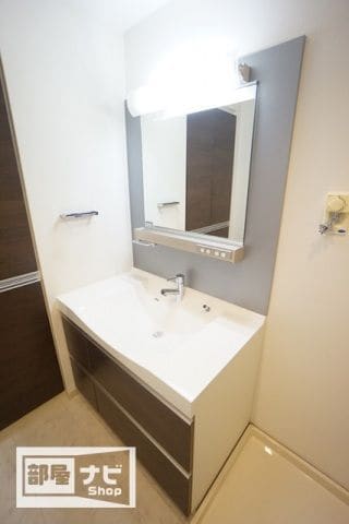  アルファタワー桜町