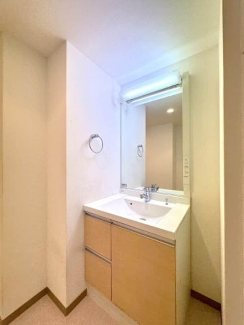  アルファライフ栗林駅北