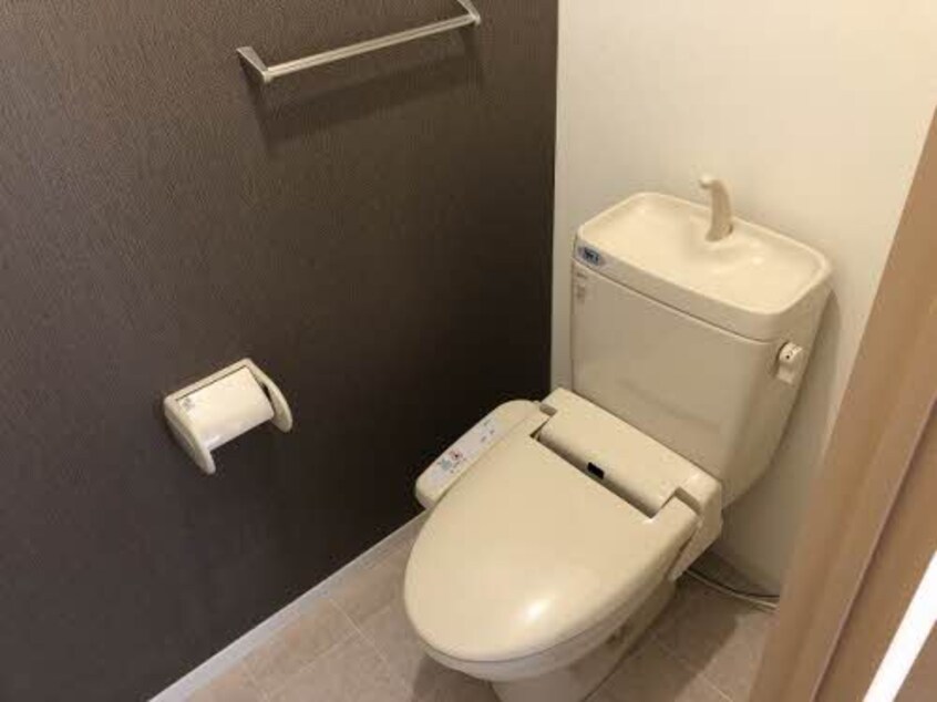  シャーメゾン西山崎 A棟