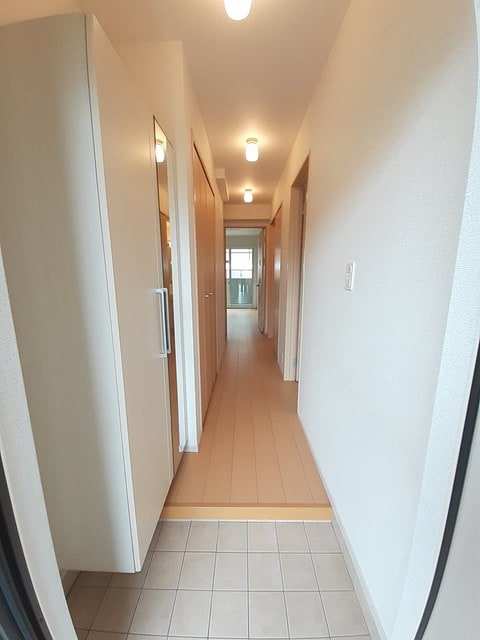 玄関 アメニティーハイツ川島ⅢＡ