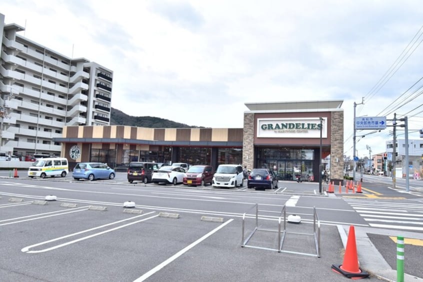 グランデリーズ昭和町店 J.リヴェール高松西宝町 A棟