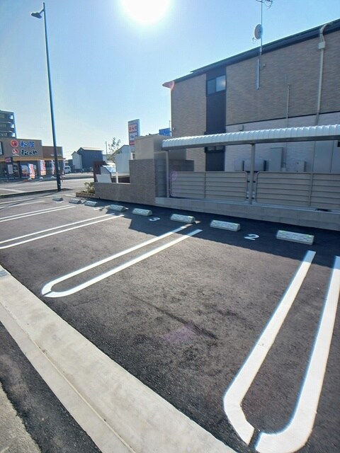 駐車場 メゾフォルテ松島