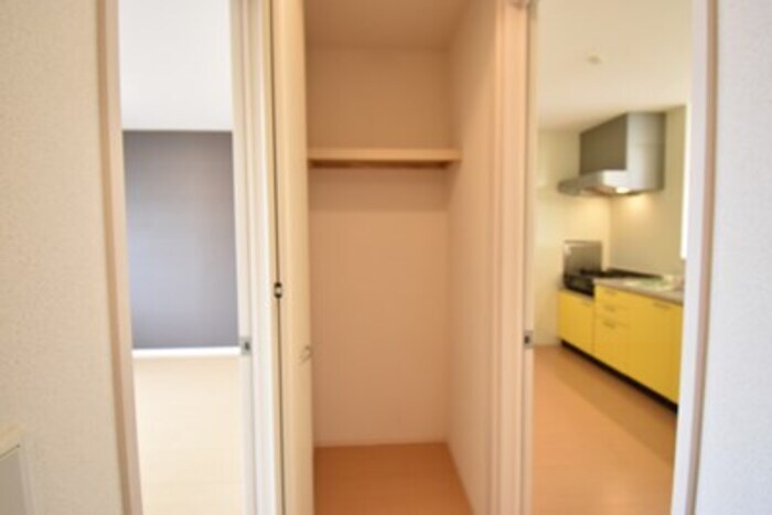 物入（廊下） アウローラ