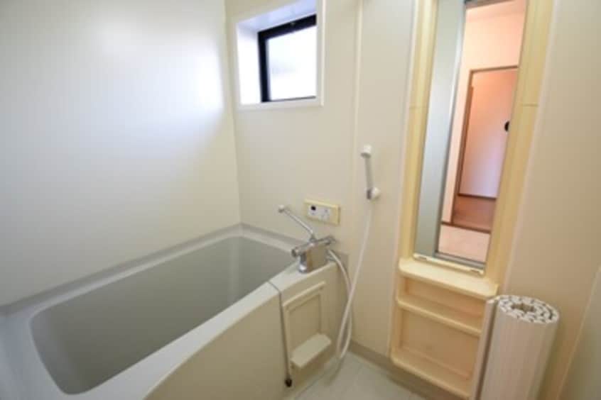 浴室 アドミレー樹太 C棟