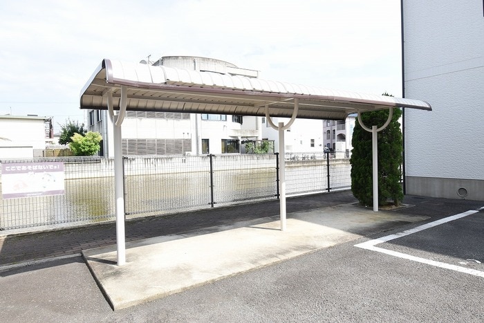 駐輪場 アドミレー樹太 C棟