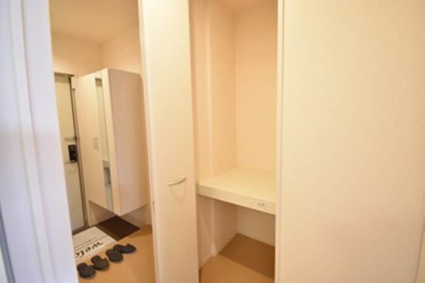 物入（廊下） グランツ松島Ｄ