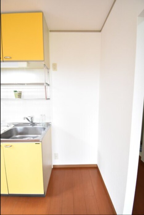 冷蔵庫置き場 グリーンガーデンＦ F棟